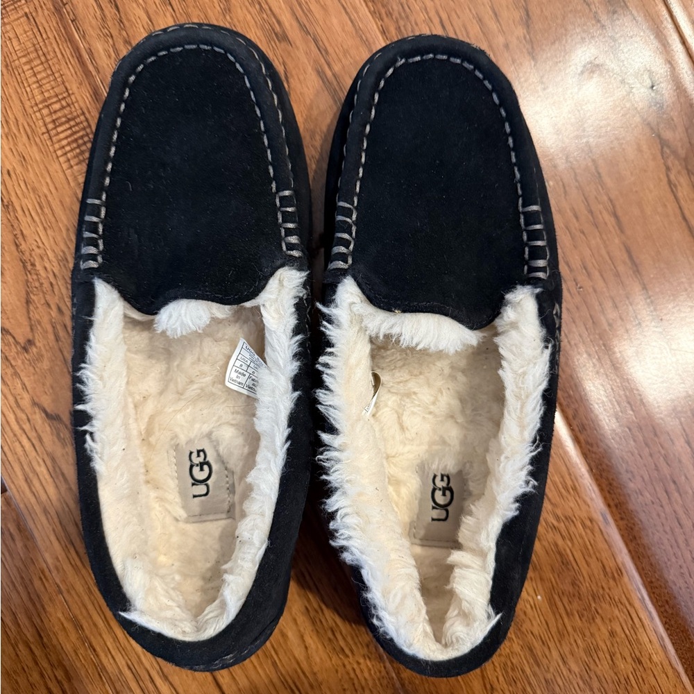 UGG Ansley slippers